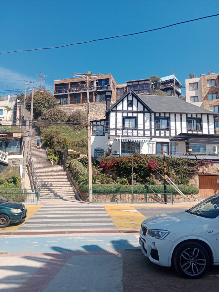Exclusivo Edificio Estilo Tudor en Viña del Mar